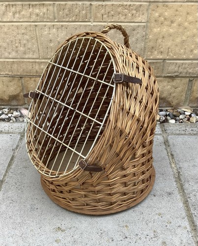Vintage wicker cat - wicker, carrier