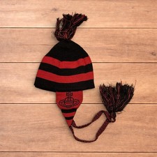 Lovely vintage style Dappy ear