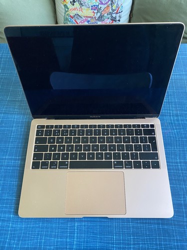 Apple macbook air - apple, retina