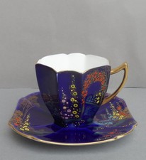 A Shelley "Archway Of Roses"