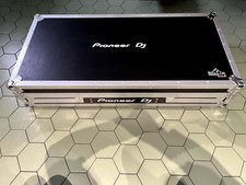 Pioneer DJ Set of 2 × CDJ-2000NXS2 & DJM-900NXS2 4 Channel Professional DJ Mixer