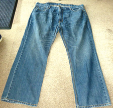 levi 559 blue jeans 44 inch waist 32 inch inside leg zip fly