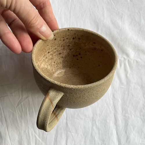 New studio pottery round - new!,