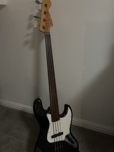 Fender japan fretless jazz - fretless,