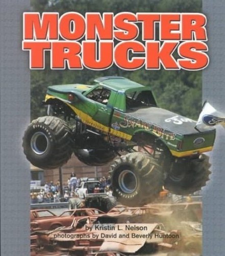 Monster trucks pull - monster, trucks;