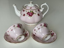 ROYAL ALBERT New Country Roses