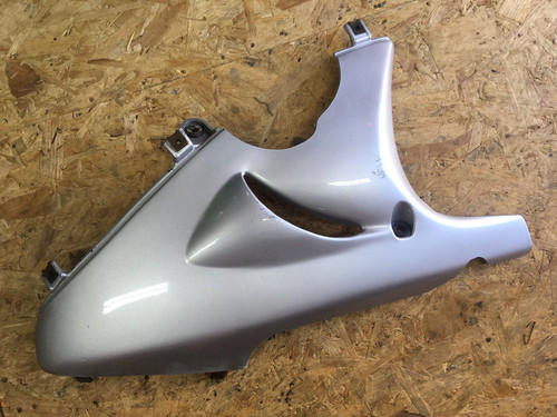 Triumph sprint 955i front - st,