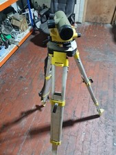 Topcon Auto Level + Stand