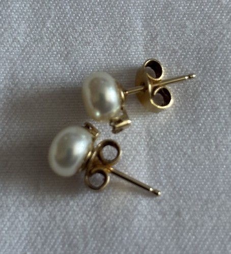 Freshwater pearl and - freshwater.,