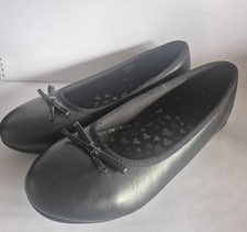 Next Ballerina pumps/Flat/Older Girls/Size 5/Black/Bow detail/Good condition