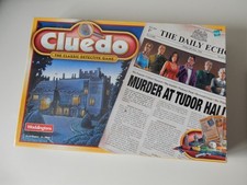 Cluedo by Hasbro (2000) The Classic Family Detective Board Game Complete