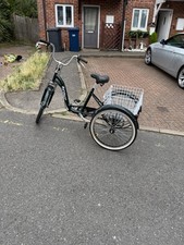 SCOUT Adult Folding Tricycle With Basket 6 Speed /disc brakein working order 