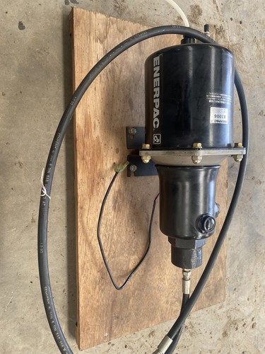 Enerpac hydraulic b3006 pump - hydraulic,