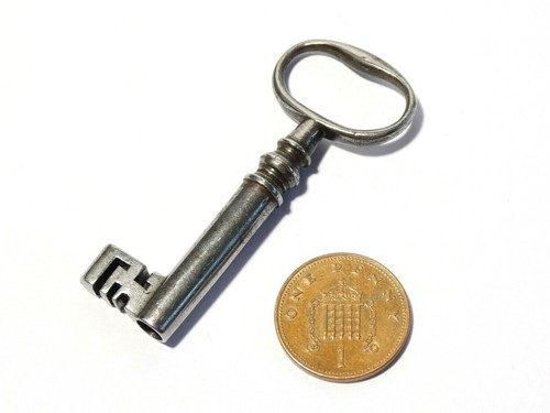 Antique long wide - 2.25", hollow
