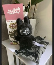 1 Black Exciting Macaron Blind Bag Brand New In Box £7