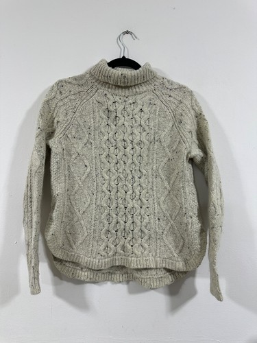 Womens knitted aran jumper - aran,