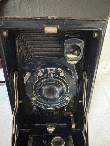 Folding pocket eastman kodak - pocket,