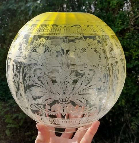 Victorian yellow green - victorian, acid