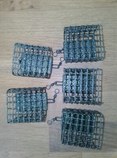 5 X 4oz cage feeder