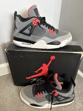 Nike Air Jordan 4 Retro