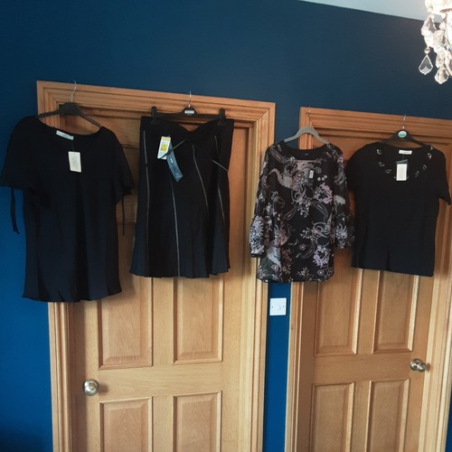 Bnwt ladies bundle size - ladies,