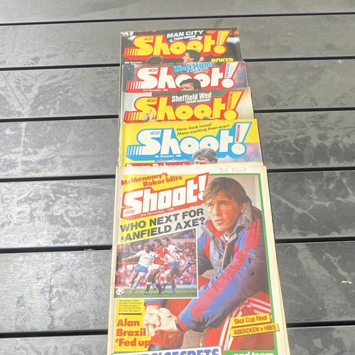 Shoot football magazines - football,