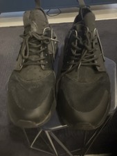 Men’s Black Nike Huarache UK Size 10.5