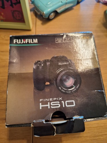 Fuji finepix hs10 camera and - fuji,