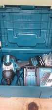 Makita 18v  3/4" Impact Wrench DTW1001  and Charger