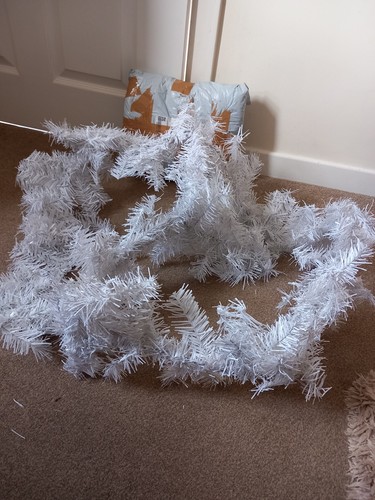Christmas garlands white 2 - x,