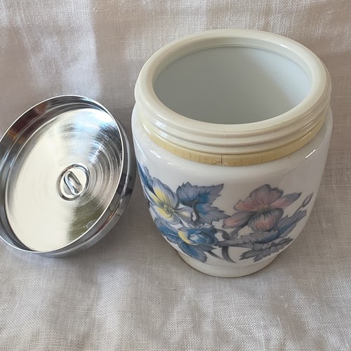 Royal worcester porcelain - worcester,