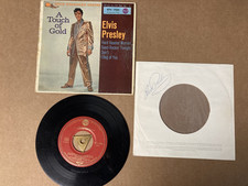 Elvis Presley autograph with