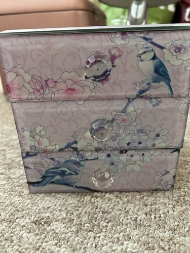 Jewellery box - jewellery,