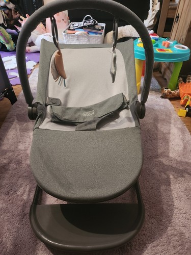 Mamas papas baby rocker - &,