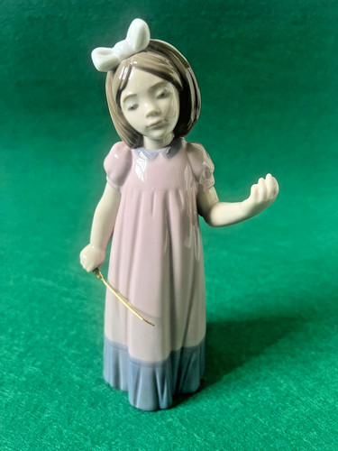 Vintage nao lladro - by,