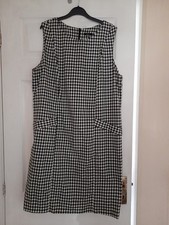 Ladies Zip Back Pinafore Dress