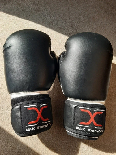 Maxx black white and red - maxx, black,