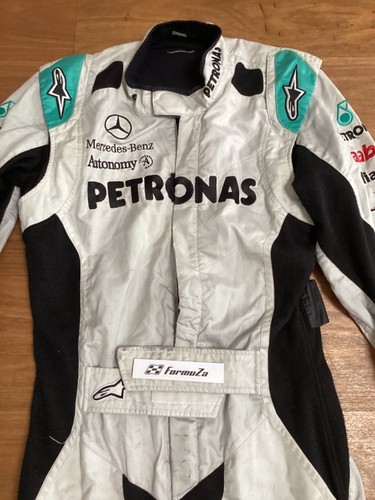 Mercedes 2011 pit crew - f1,