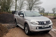 Mitsubishi Triton L200 KJ KK