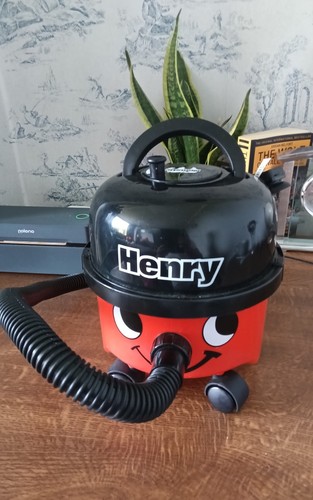 Henry mini vacuum toy hoover - henry,