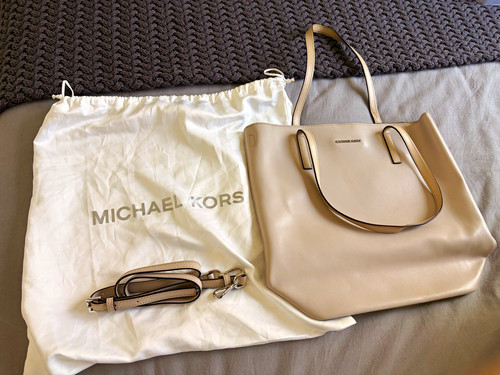 Good condition michael kors - good,