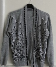 Ladies M/L Grey Floral