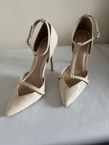 Missguided nude patent bar - patent, t-bar