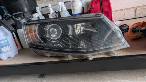 Skoda octavia headlamp right - skoda,