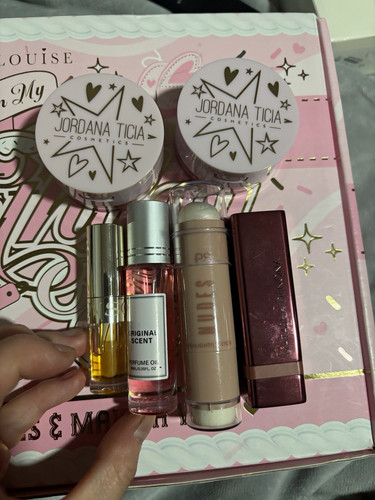Mixed brands makeup - brands,