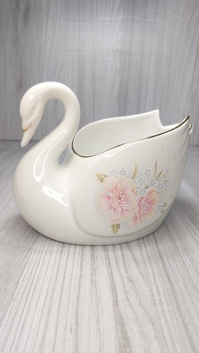 Beautiful vintage royal winton - vintage,