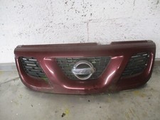 Nissan Terrano Front Grille red 2002 - 2006 r20 2.7tdi 62314-2x800
