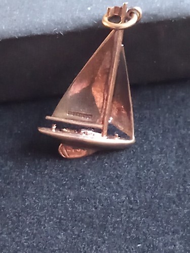 9ct gold vintage sailing - , yacht