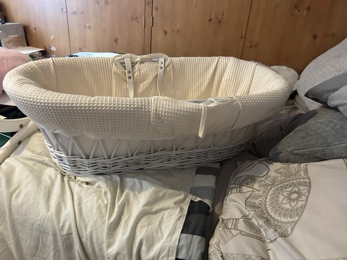 Moses baskets in white - in,