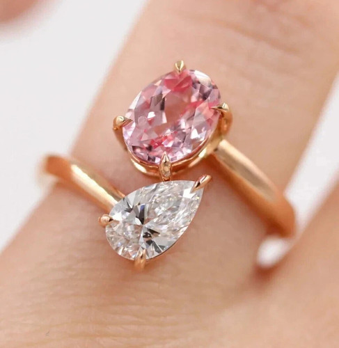 Oval cut padparadscha - ct,